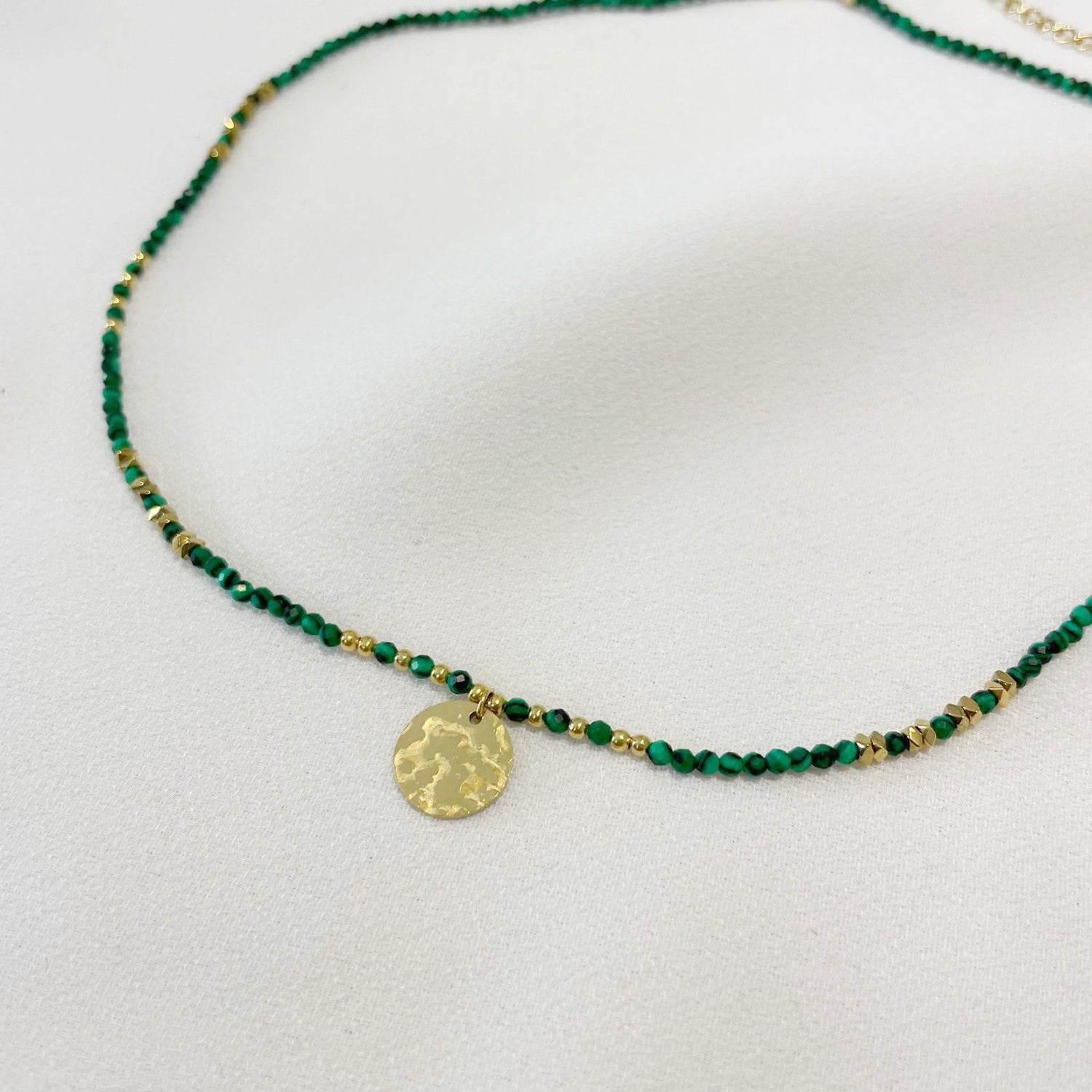 Collier APOLYTA