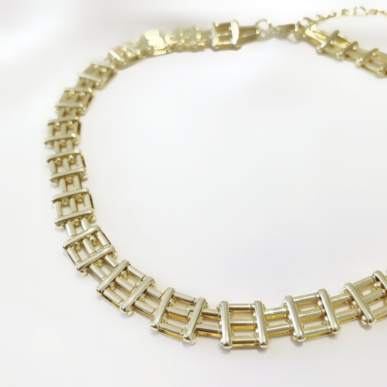 Collier CAPH